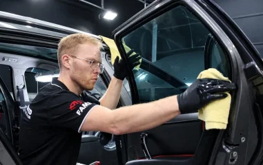 10 błędów w auto detailingu czyszczenie auta